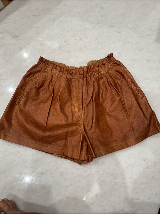 Zara Pants - Zara High-Waist Cropped Faux-Leather Shorts in Rust